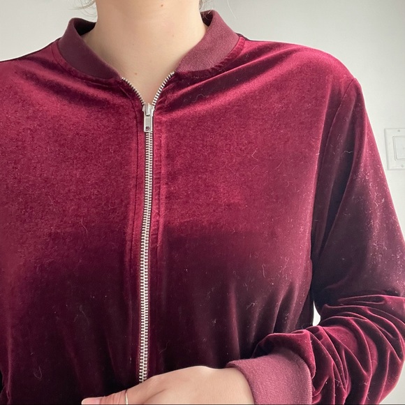 Burgundy velvet jacket - Picture 9 of 9